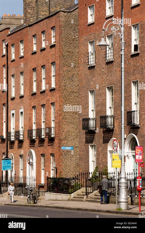 Merrion Street Dublin Hi Res Stock Photography And Images Alamy