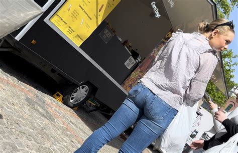 Cute Blonde In Tight Blue Jeans Tight Jeans Forum