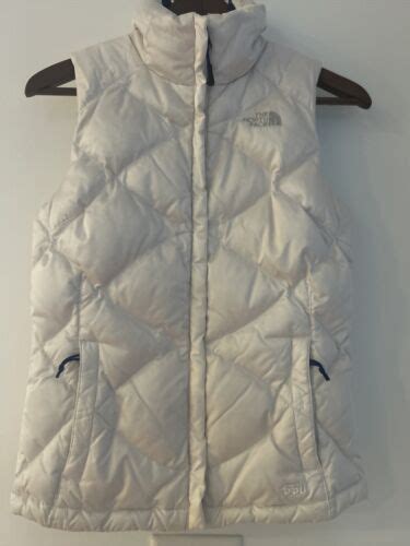 White North Face Puffer Gem