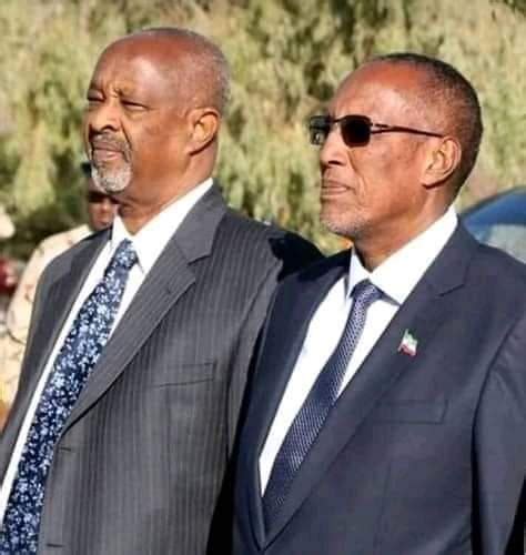 Madaxweyne Muuse Biixi Miyuu La Meeraysanayaa Wasiir Maxamed Kaahin