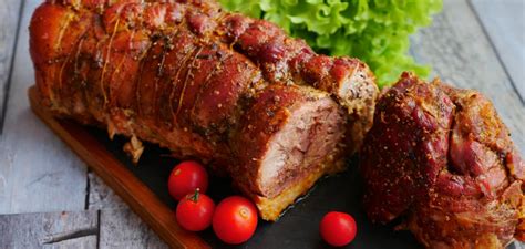 Буженина по-домашнему в духовке: как приготовить сочное мясо – рецепт ...