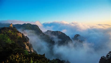 山顶图片风景 山水风景图片 山顶图片 第2页 大山谷图库