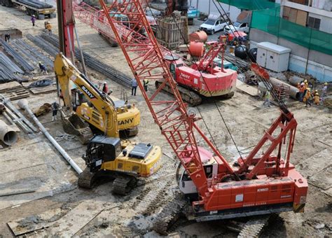 Heavy-duty Vehicles on a Construction Site Editorial Photography ...