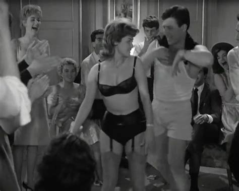 Mairi Formozi Nude Pics Page