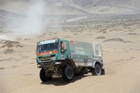 Iveco launches Dakar trucks