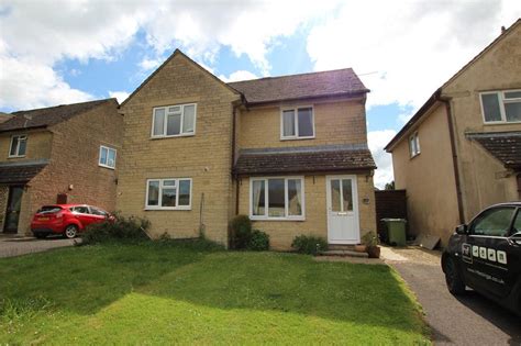 Longtree Close Tetbury Gl8 2 Bed Semi Detached House To Rent £900