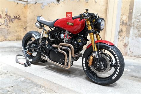 Yamaha R1 Cafe Racer