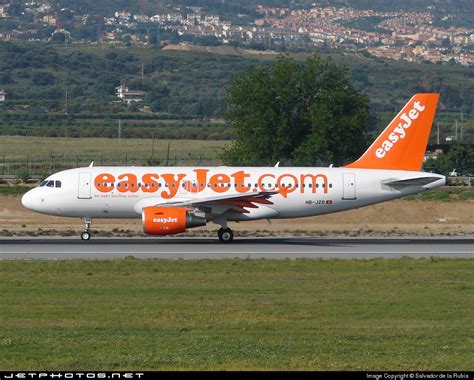 HB JZO Airbus A319 111 EasyJet Switzerland Salvador De La Rubia