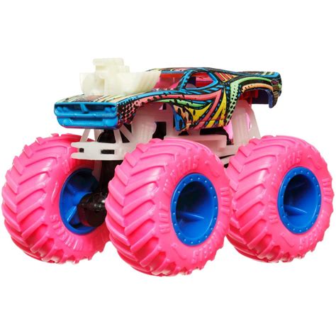 Masinuta Hot Wheels Monster Truck Glow In The Dark Rodger Dodger Scara Emag Ro