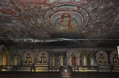 Visiting the Dambulla Cave Temple