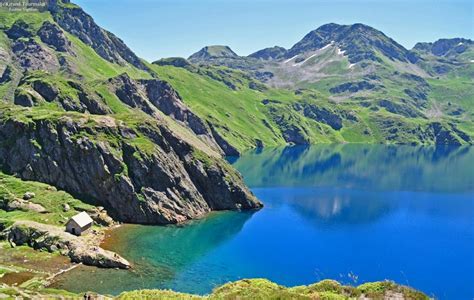 LE LAC BLEU PAR LE COL DE BAREILLES LAC D OURREC Guide Toulouse