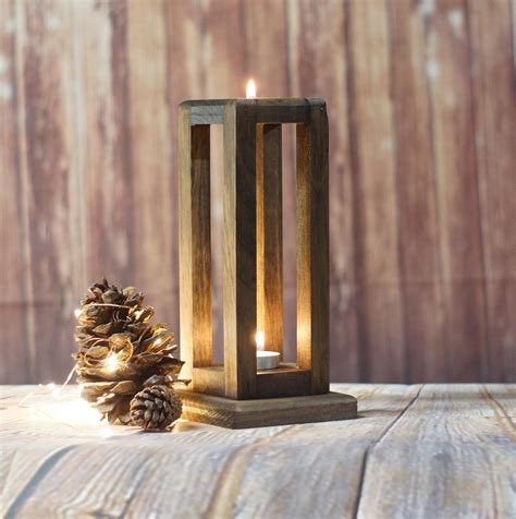 How To Use Wood Lanterns As Centerpieces For Weddings