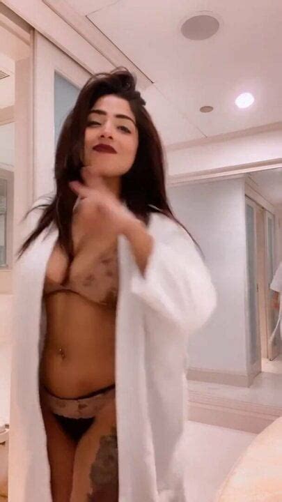 Sexy Desi Indian Girl Dance Free Indian Girls HD Porn D XHamster