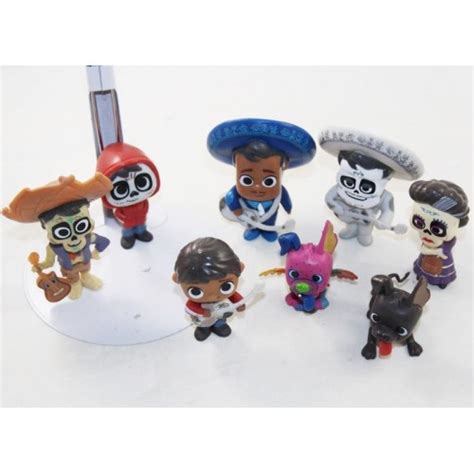 Set Von 8 Figuren Coco DISNEY PIXAR Miguel Dante Imelda Ernes