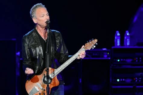 Fleetwood Mac Return to Stage