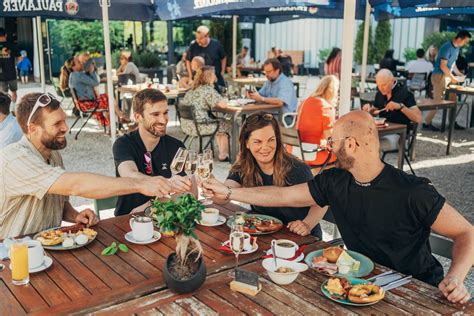 Sonntagsbrunch Jochen Schweizer Arena bei München