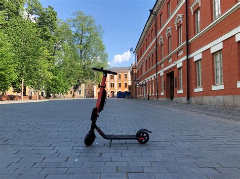 Sähköpotkulaudat Saapuvat Turkuun Vuokrattavia Menopelejä Aluksi Noin