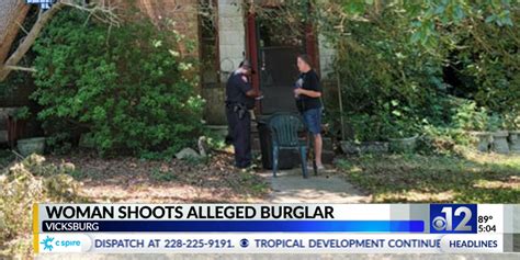 Woman Catches Burglar In Her Home Holds Him At Gunpoint While Waiting