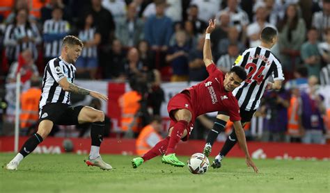 Sobre La Hora Y Con Luis Díaz En Campo Liverpool Venció A Newcastle