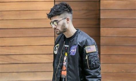 Zayn Malik Haircut 25 Mesmerizing Hairstyles Of This Music Icon