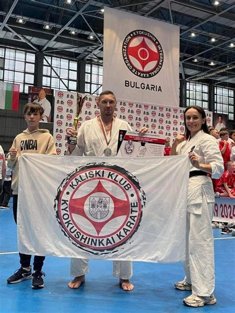 Calisia Pl Dwa Medale Dla Kaliskiego Klubu Karate Kyokushinkai Na