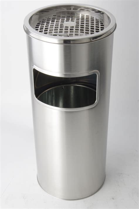 Stainless Steel Trash Can | Evergreen