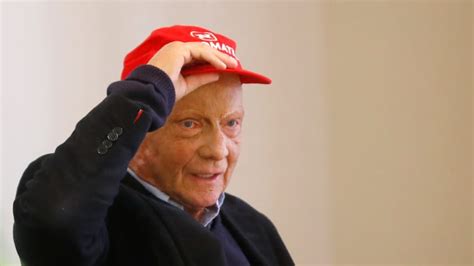 Former F1 driver Niki Lauda back in hospital after lung transplant