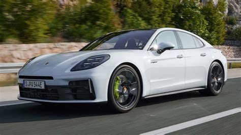 Porsche Stellt Zwei Neue E Hybrid Varianten Des Panamera Vor