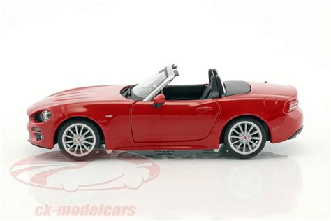 Bburago Fiat Spider Rood R R Model Auto