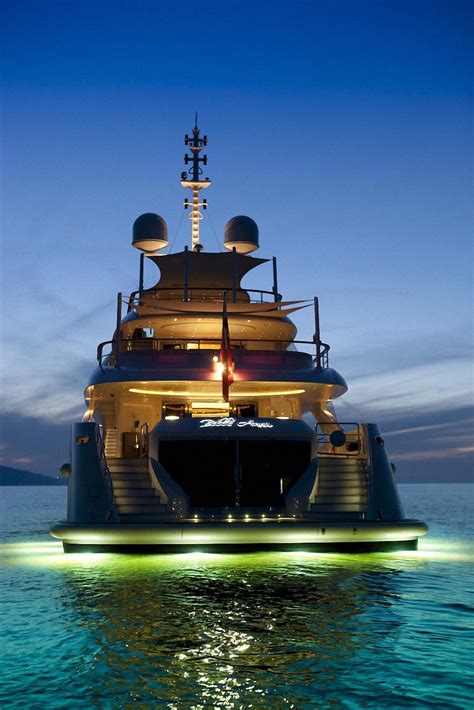 Luxury Yachts Wallpapers - Wallpaper Cave