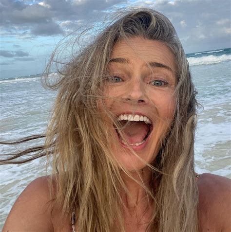 Paulina Porizkova Finally Reaches One Million Followers On Instagram