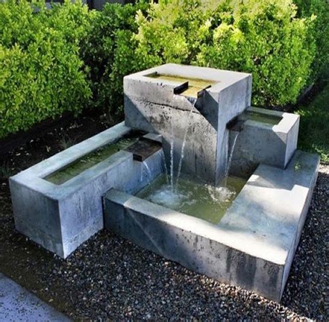 Pin By Julio On Piscina Fuente Estanque Modern Outdoor Fountains