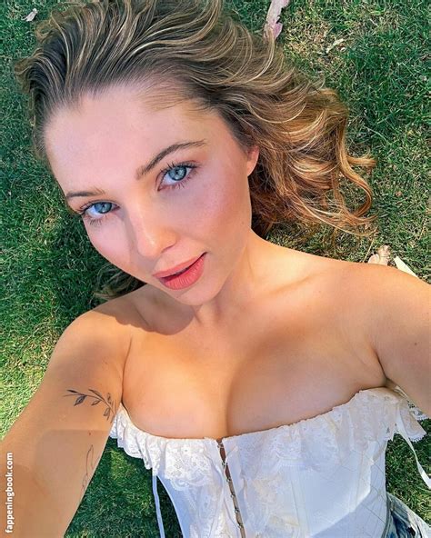 Samantha Hanratty Nude Onlyfans Leaks Fappening Fappeningbook