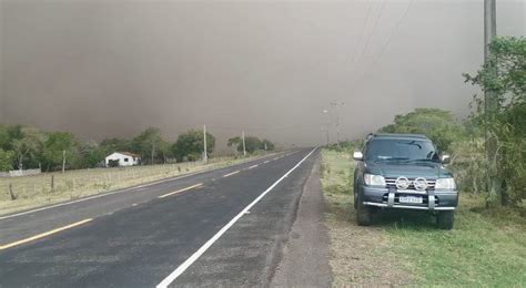 Npy Oficial On Twitter Humo Otra Vez Reportan Nube De Humo En