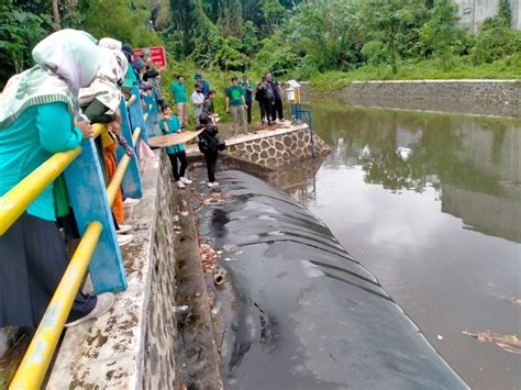 Milad Ke Ftsp Prodi Teknik Lingkungan Uii Tebar Ekor Benih