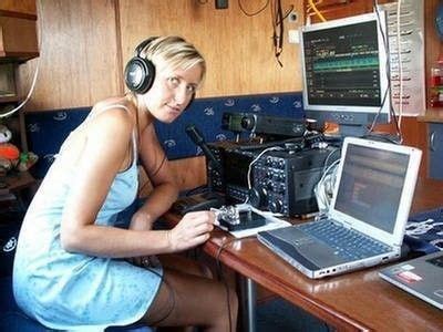 YL AMATEUR RADIO OPERATORS Radioamador Rádios