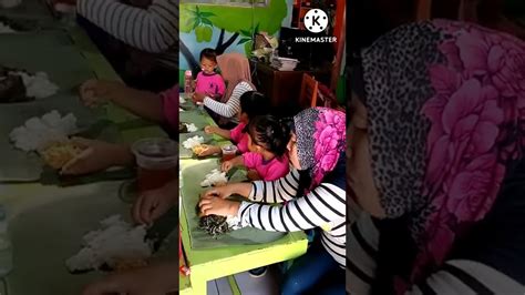 Makan Bersama Keluarga Besar TK Pertiwi 3 Wonotolo KB BRILLIAN