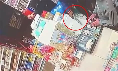 Terrifying Moment Machete Wielding Thugs Threaten Shop Worker Daily