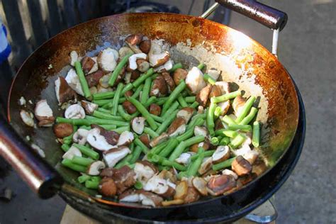An Eatn Man Stir Fry Green Beans With Mushrooms And Water Chestnuts