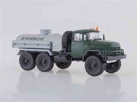 143 Zil 131 Tanker Truck Soviet Army