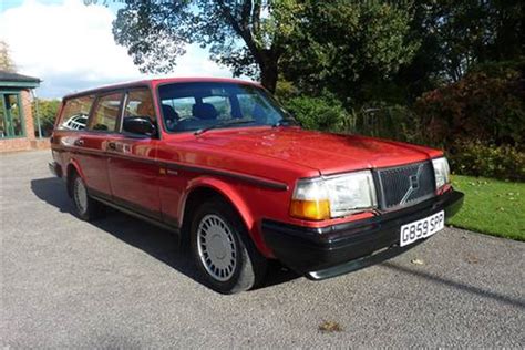 A Grand Monday Volvo 240 GLT Honest John