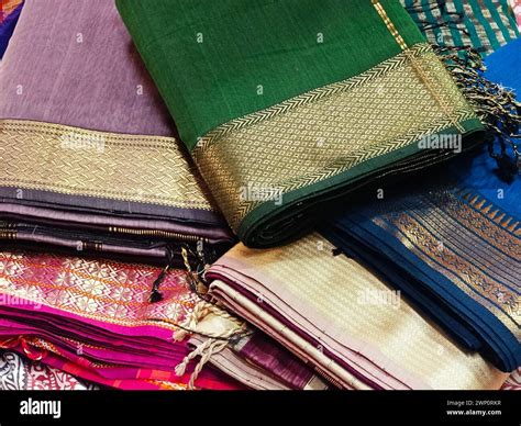 Paithani Silk Saree Hi Res Stock Photography And Images Alamy