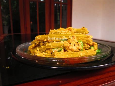 Muringakka Thoran Recipe Drumstick Stir Fry മുരിങ്ങക്കായ തോരൻ