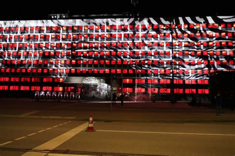 Neubrandenburger Rathaus Mit Lichtspektakel Eingeweiht Viertorestadt