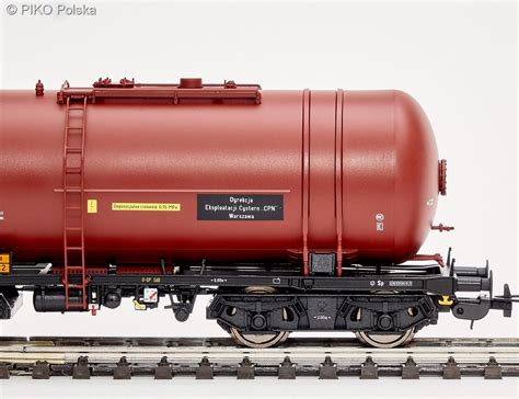 Piko Spielwaren Gmbh Modellbahn Aus Sonneberg H Expert Wagon