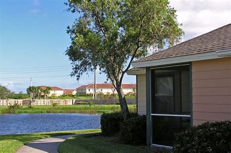 Indian River Apartments 46 Reviews Vero Beach Fl Apartments For