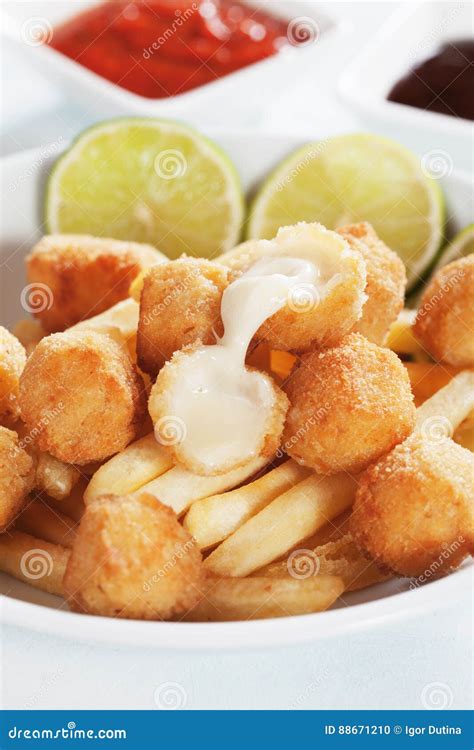 Breaded Mozzarella Cheese Stock Photo Image Of Vertical 88671210