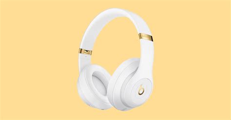 Beats Studio3 Wireless Review: Phenomenal Noise Cancelling and Bass for ...