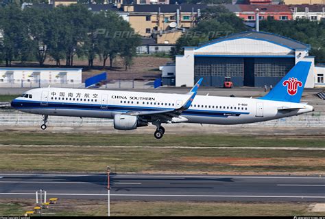 B China Southern Airlines Airbus A Wl Photo By Sunshydl