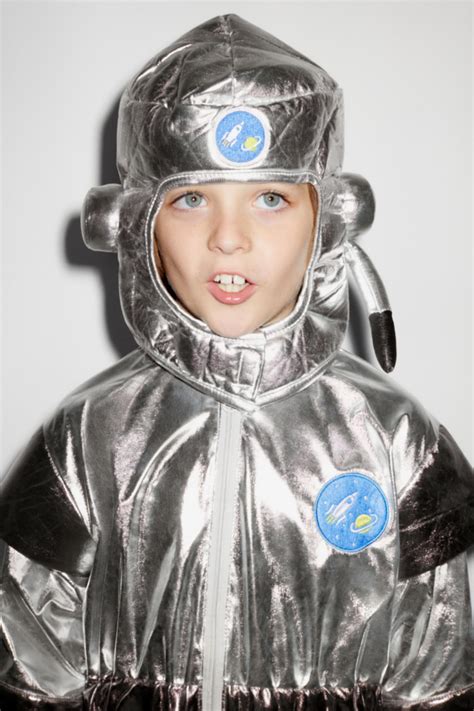 Zara Kids Astronaut Costume Helmet Big Apple Buddy